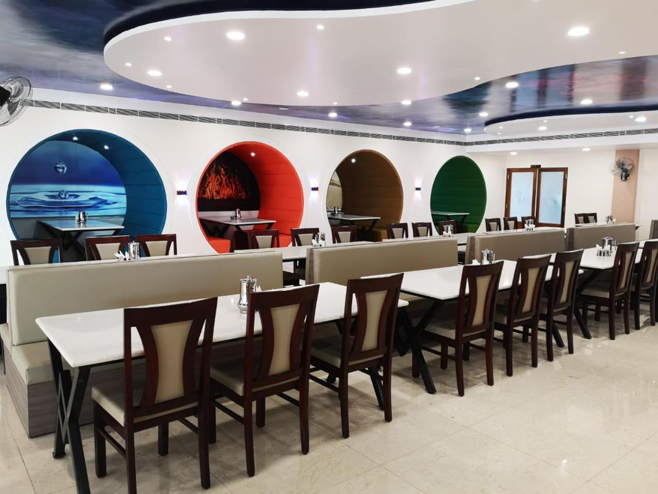 Silver Stone Park Resort, Kovilpatti Exteriér fotografie