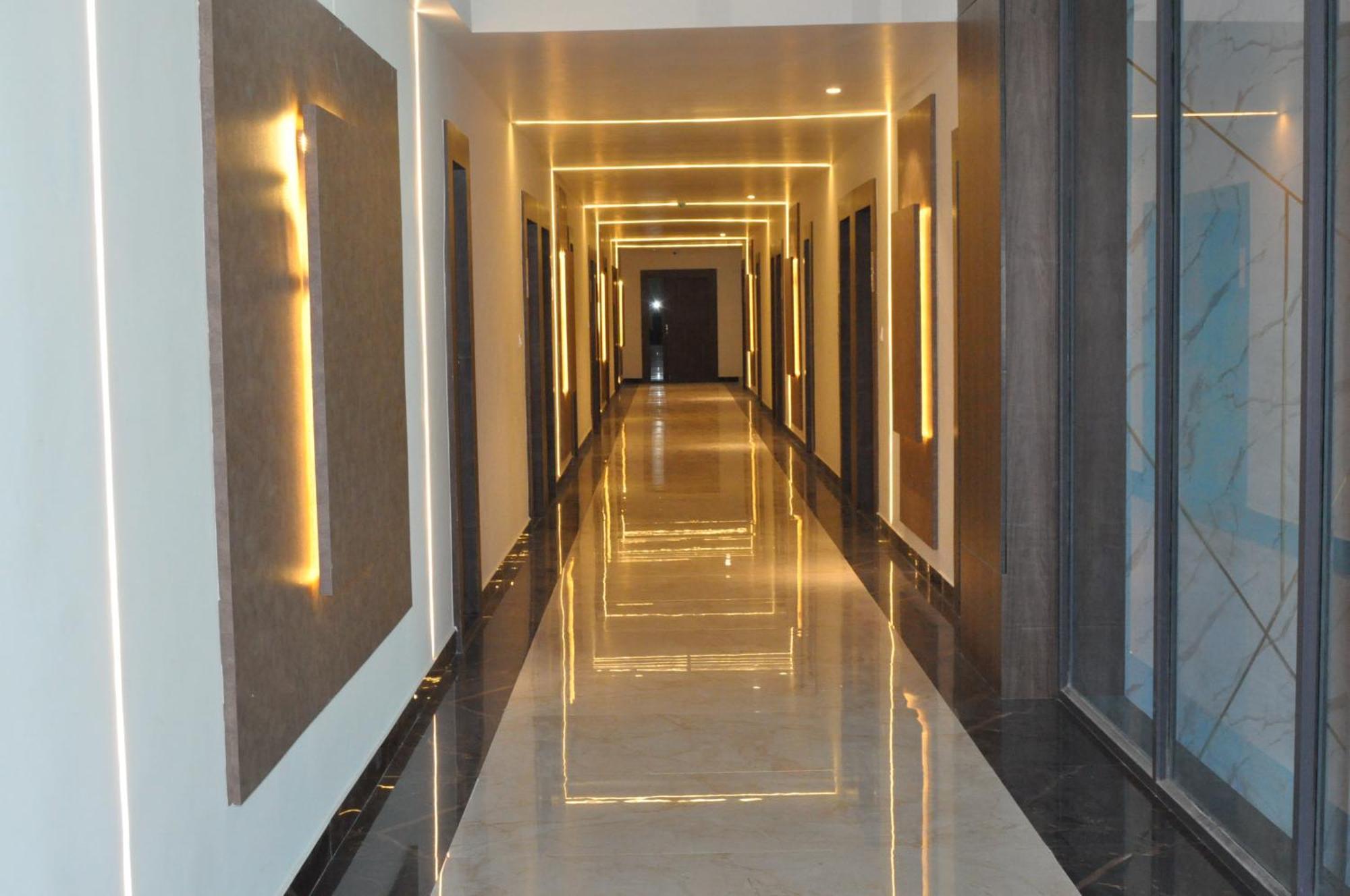 Silver Stone Park Resort, Kovilpatti Exteriér fotografie